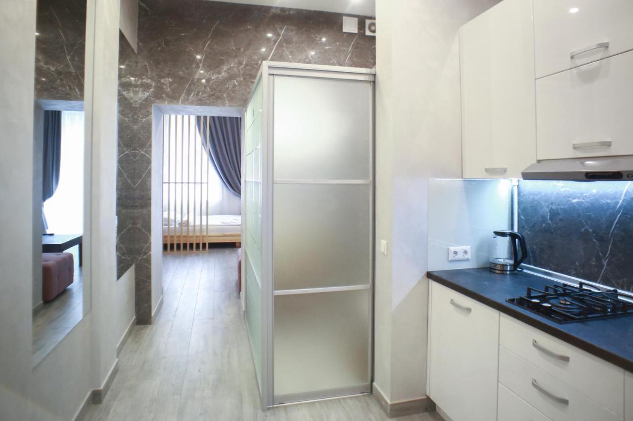 Leogrand Apartment On Drohobycha 4 Lemberg Exterior foto