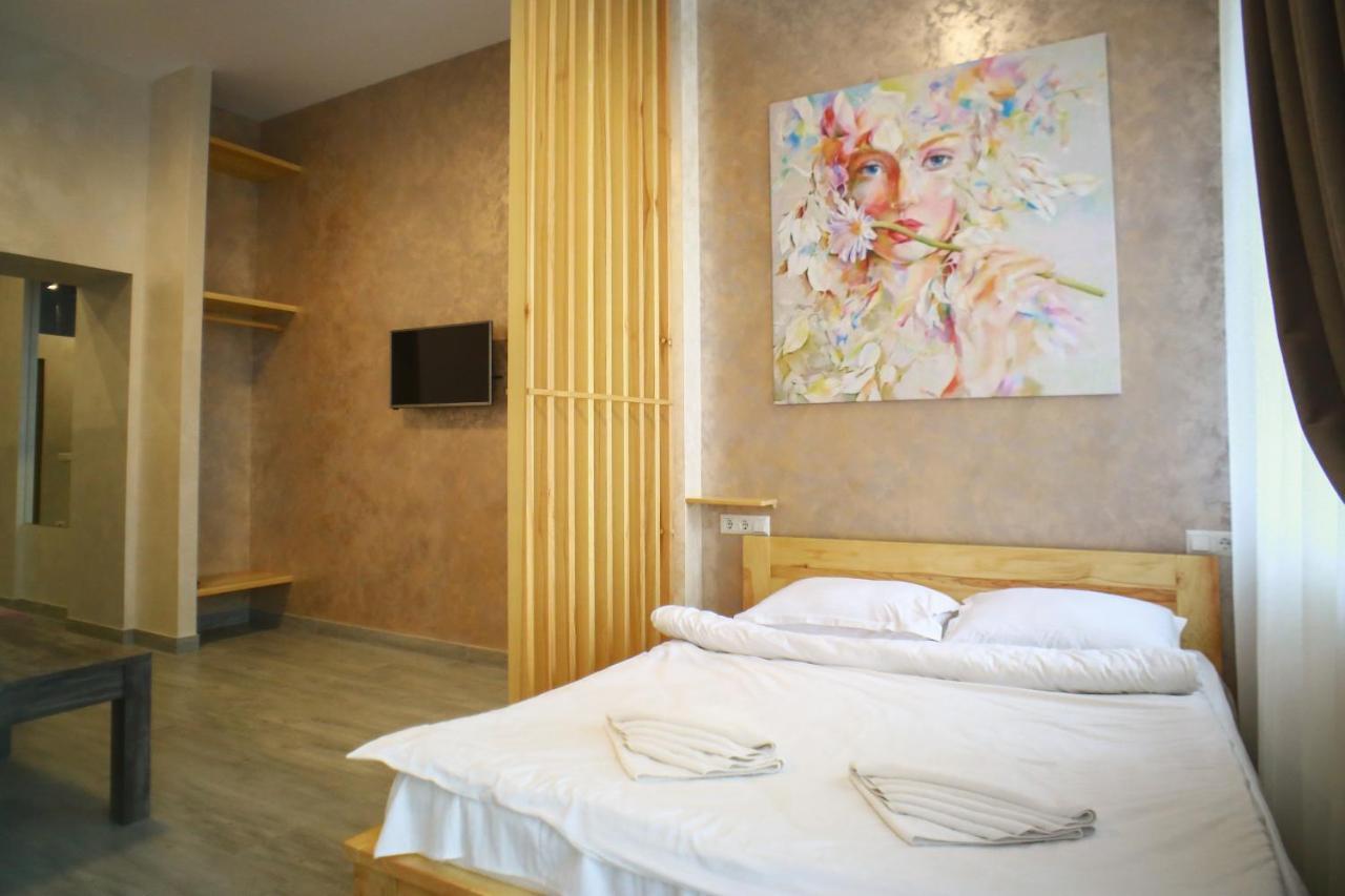 Leogrand Apartment On Drohobycha 4 Lemberg Exterior foto